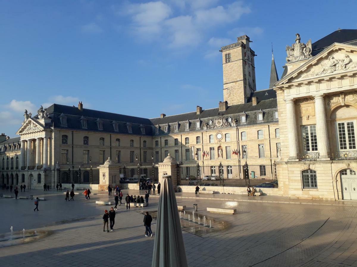 La Chambre Ducale Plein Coeur Historique Dijon Exterior photo